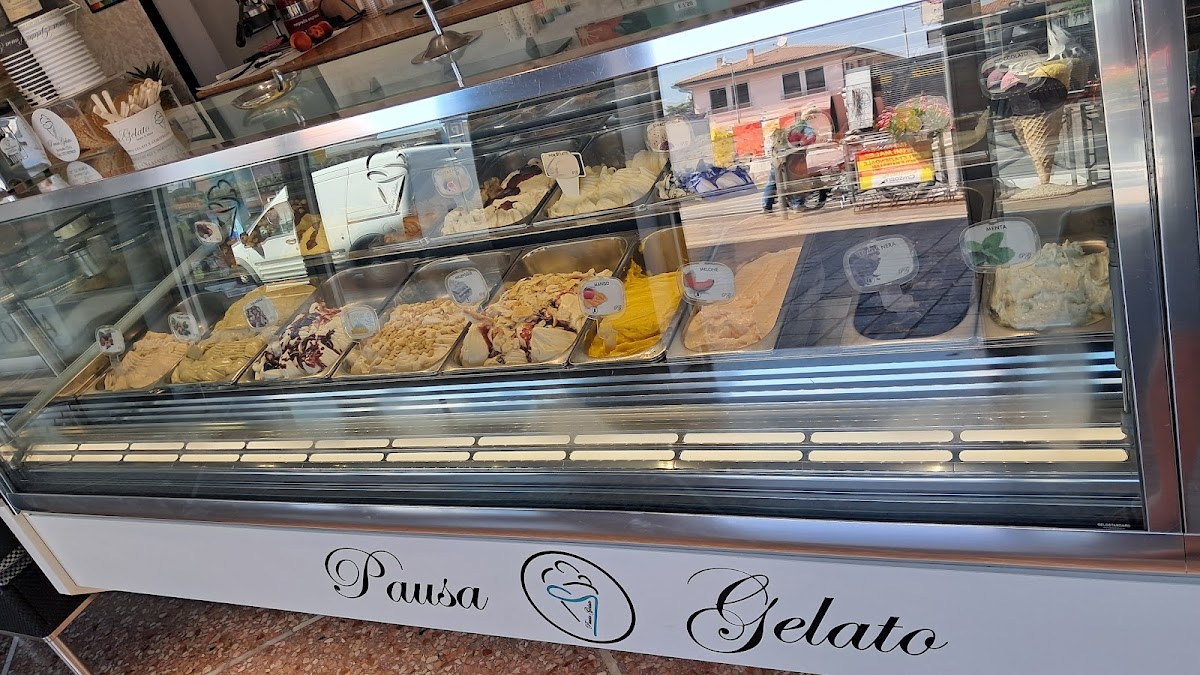 Il locale in servizio.