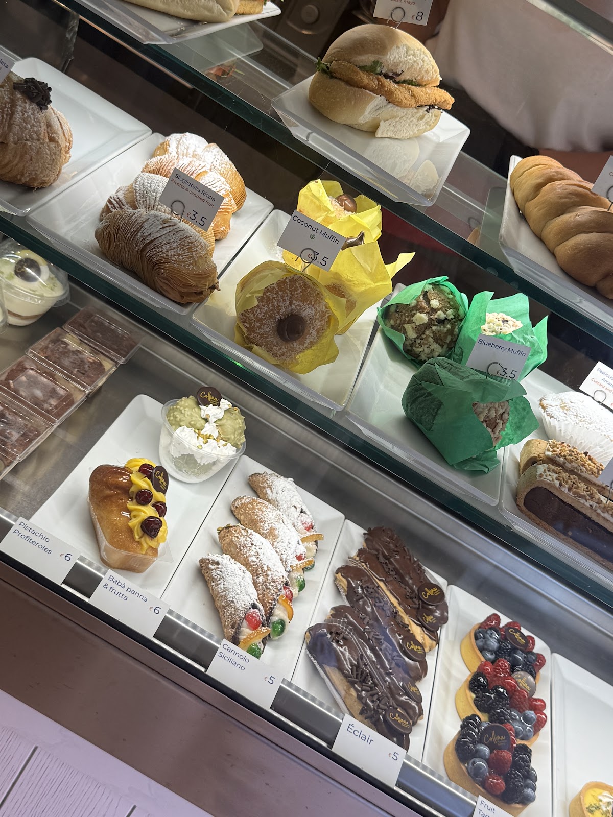 Il locale in servizio.