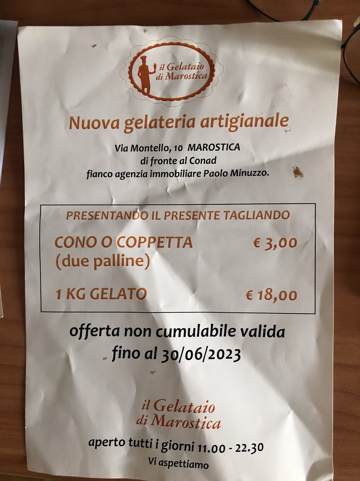 Un dettaglio del banco.