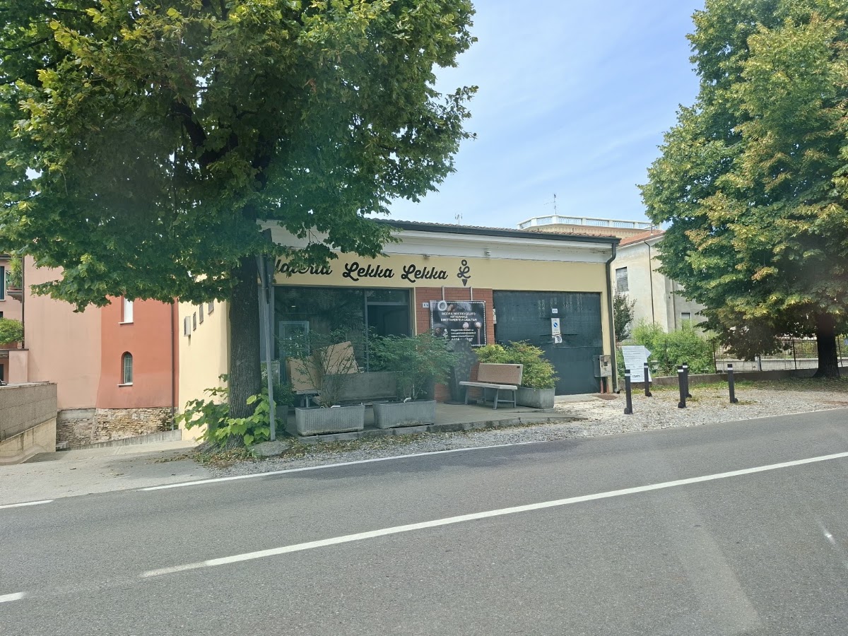 Il locale visto dall'interno.