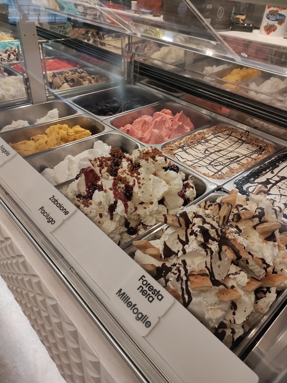 Il gelato servito.