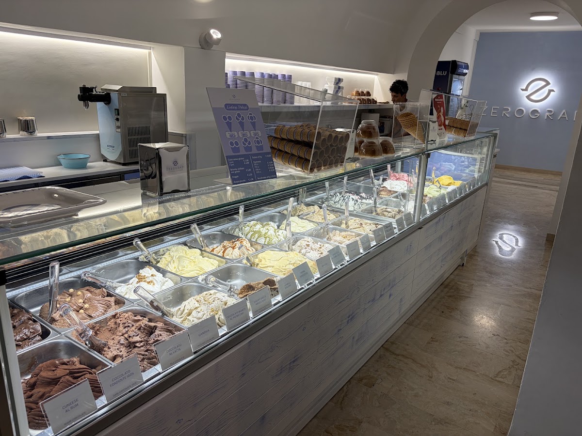 Il locale in servizio.
