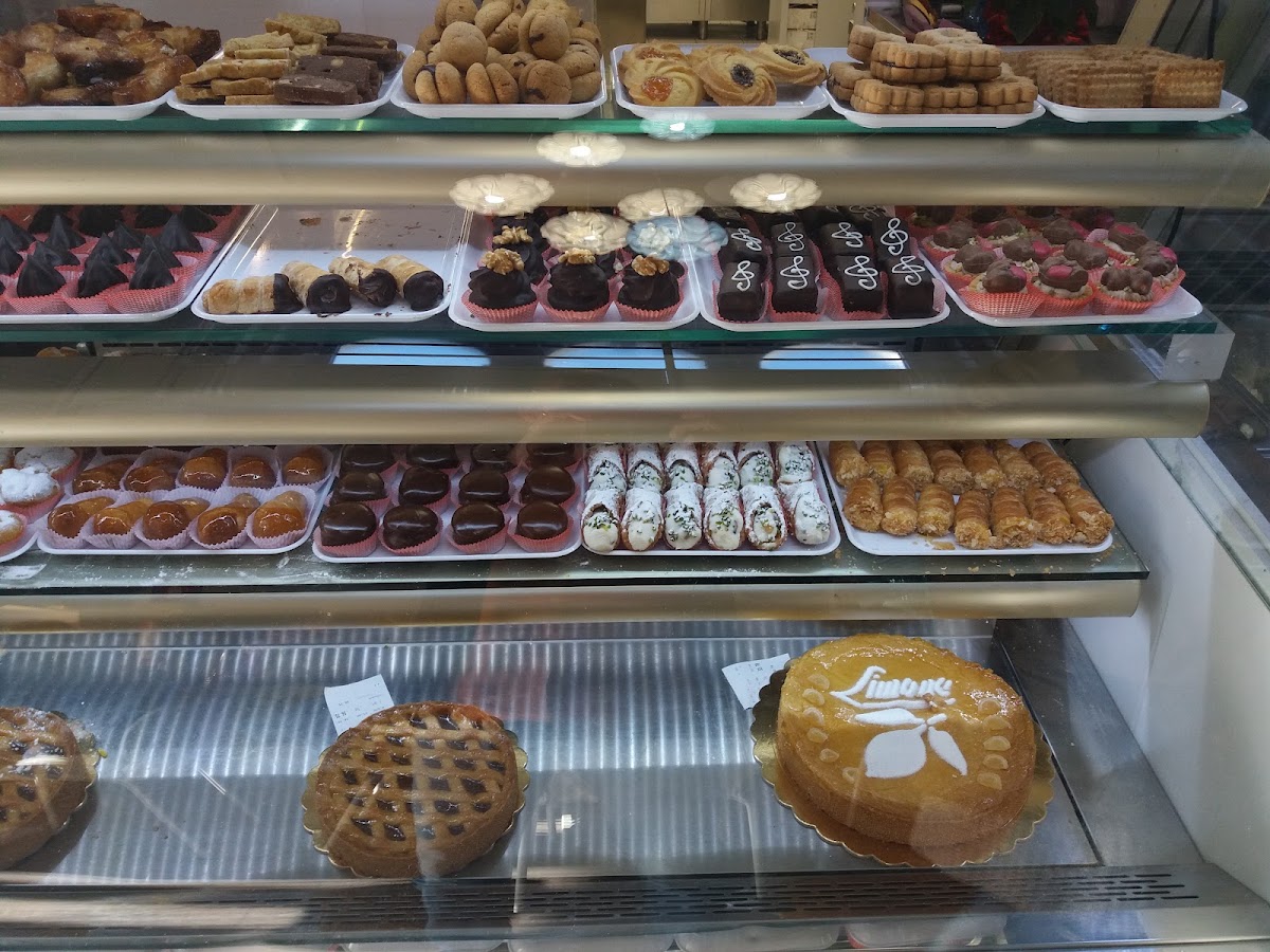 La Dolce Vita Pasticceria Caffetteria Gelateria