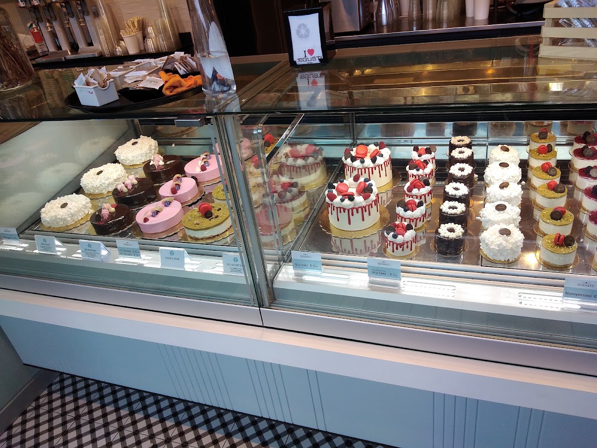 Il locale in servizio.