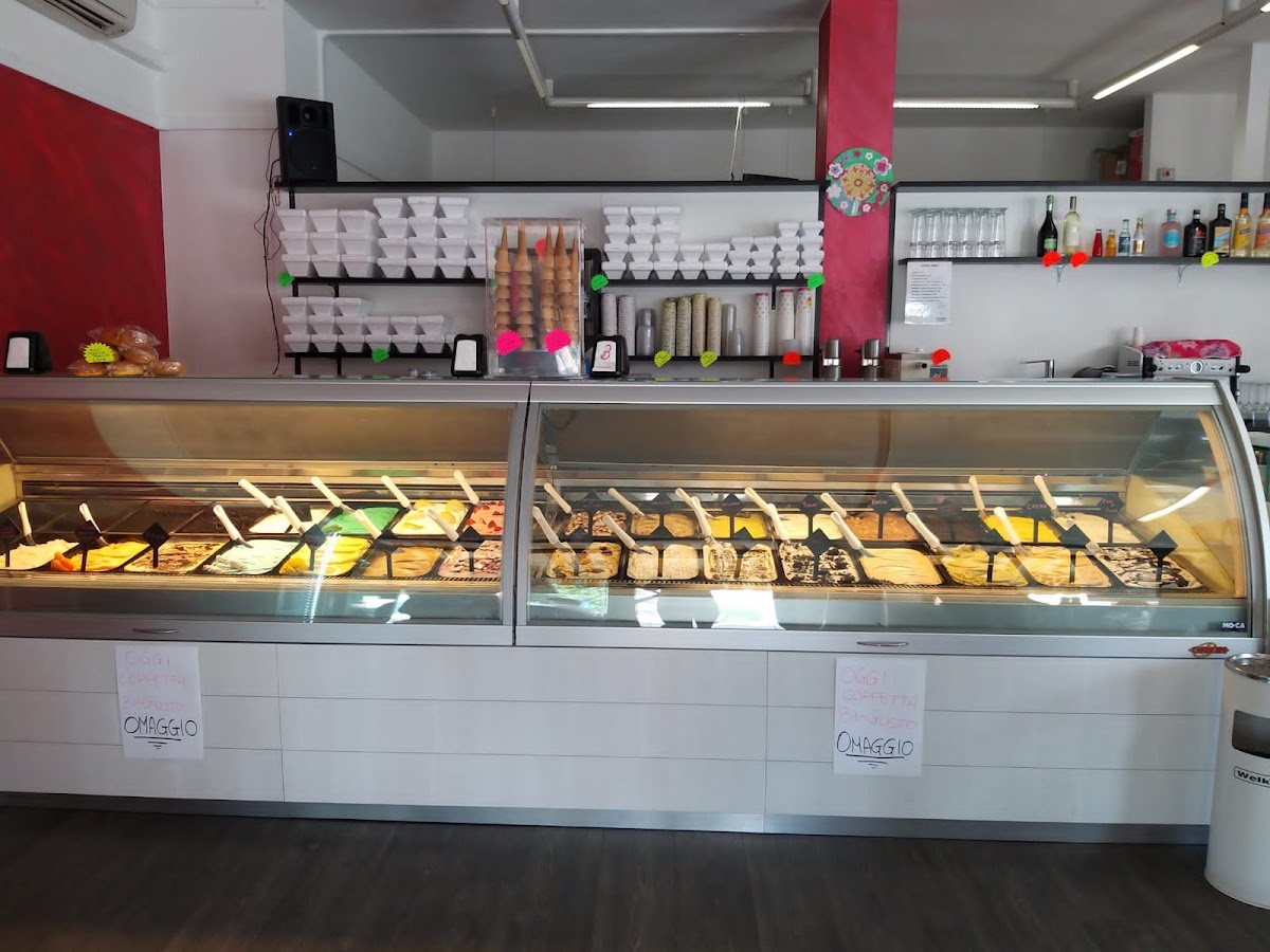 Gelateria Bar Karma