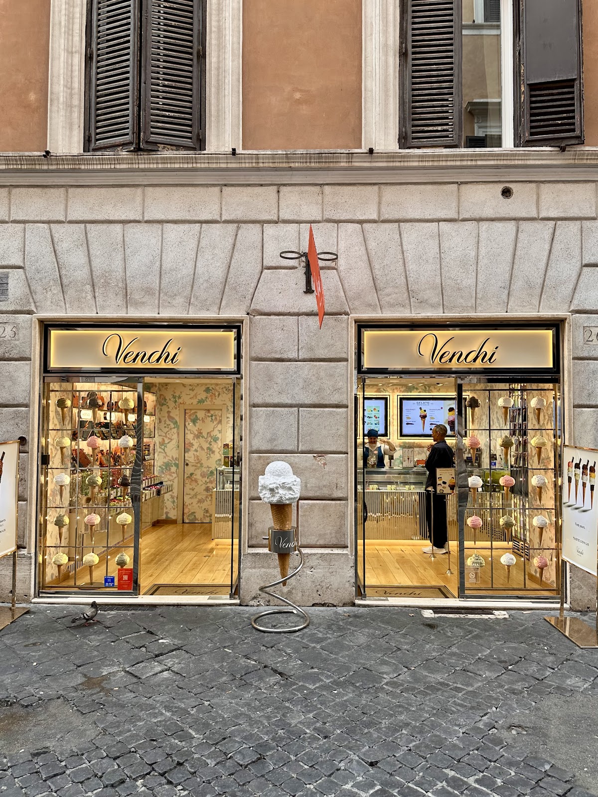 Il locale in servizio.