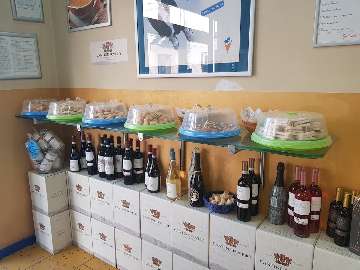 Il locale in servizio.