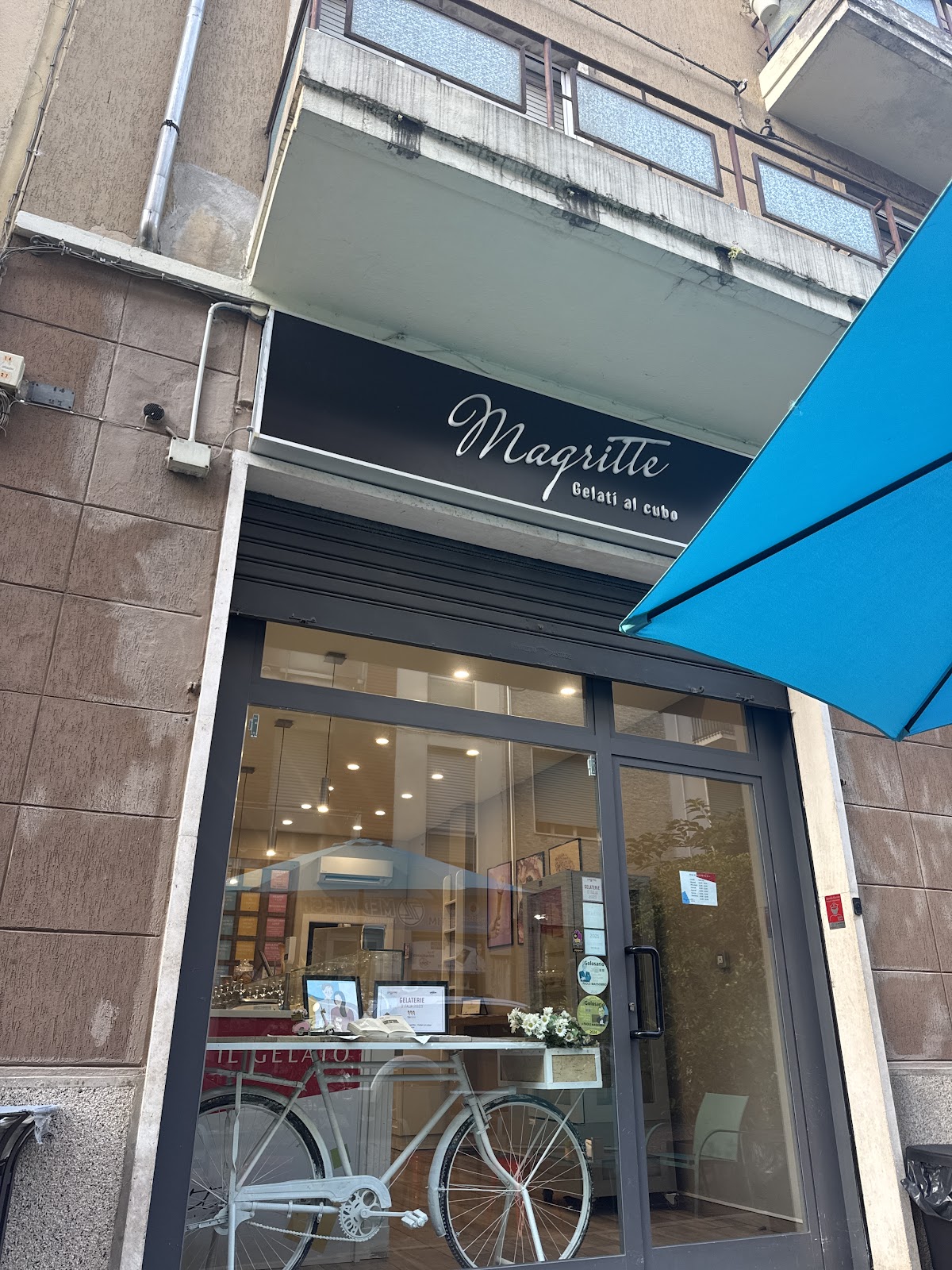 Il locale in servizio.