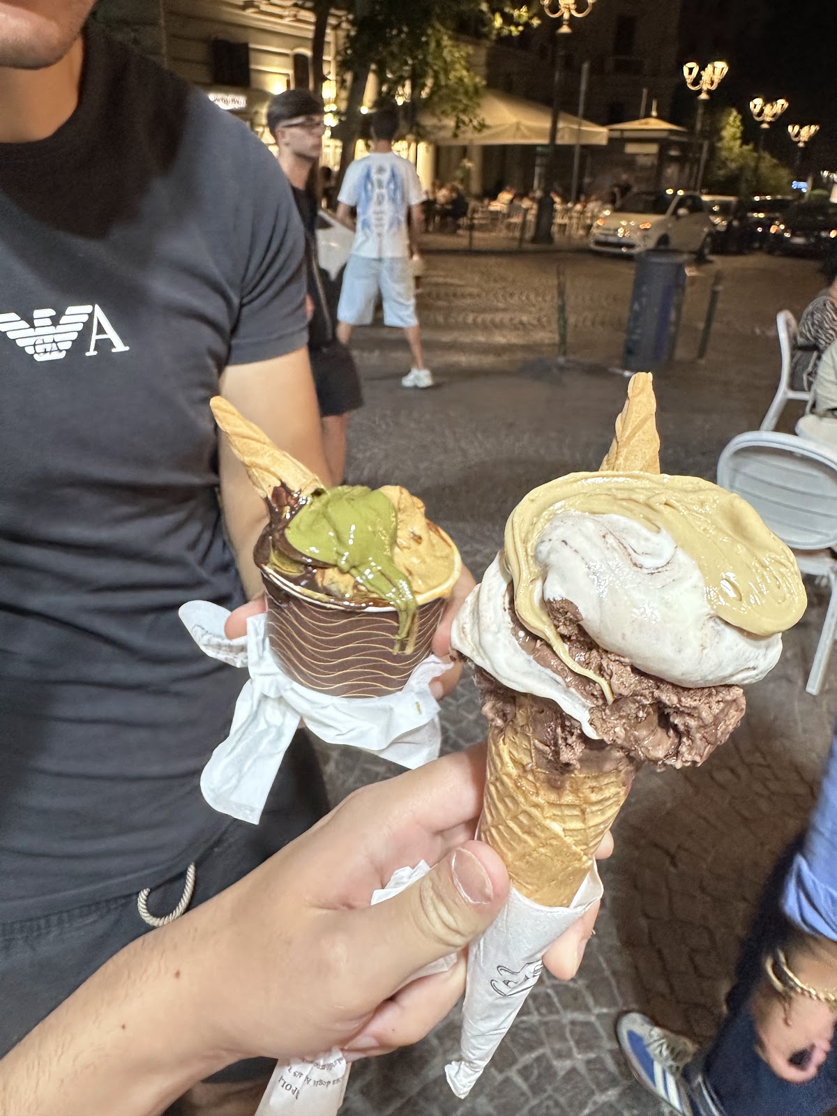 Un dettaglio della vetrina.