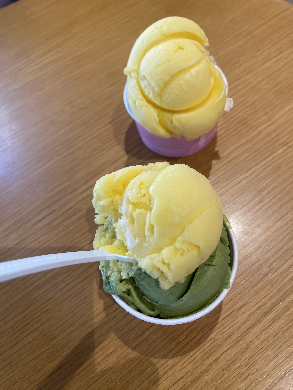Créeme Helado — vitrina y producto