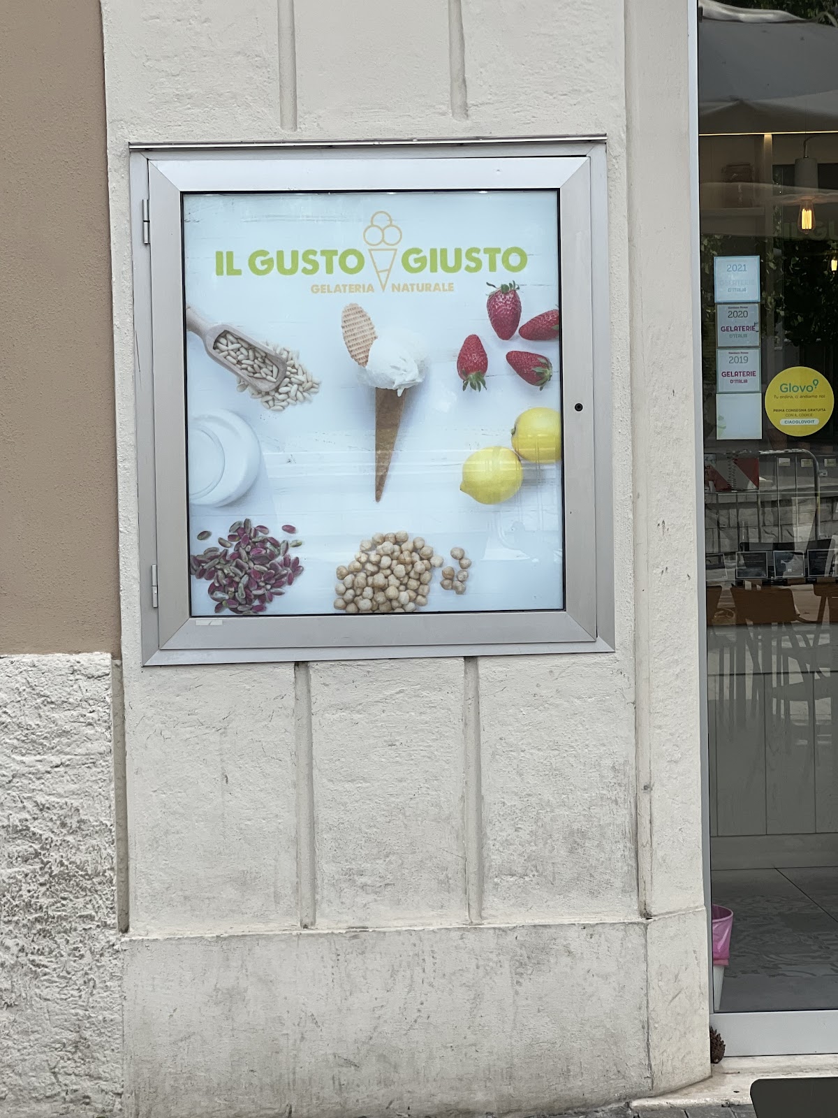 Il locale in servizio.