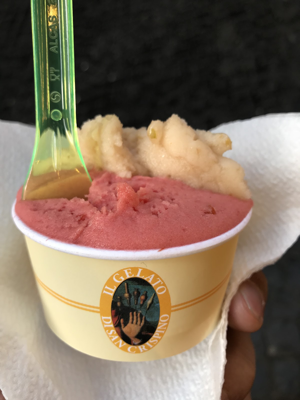 Il gelato della casa.