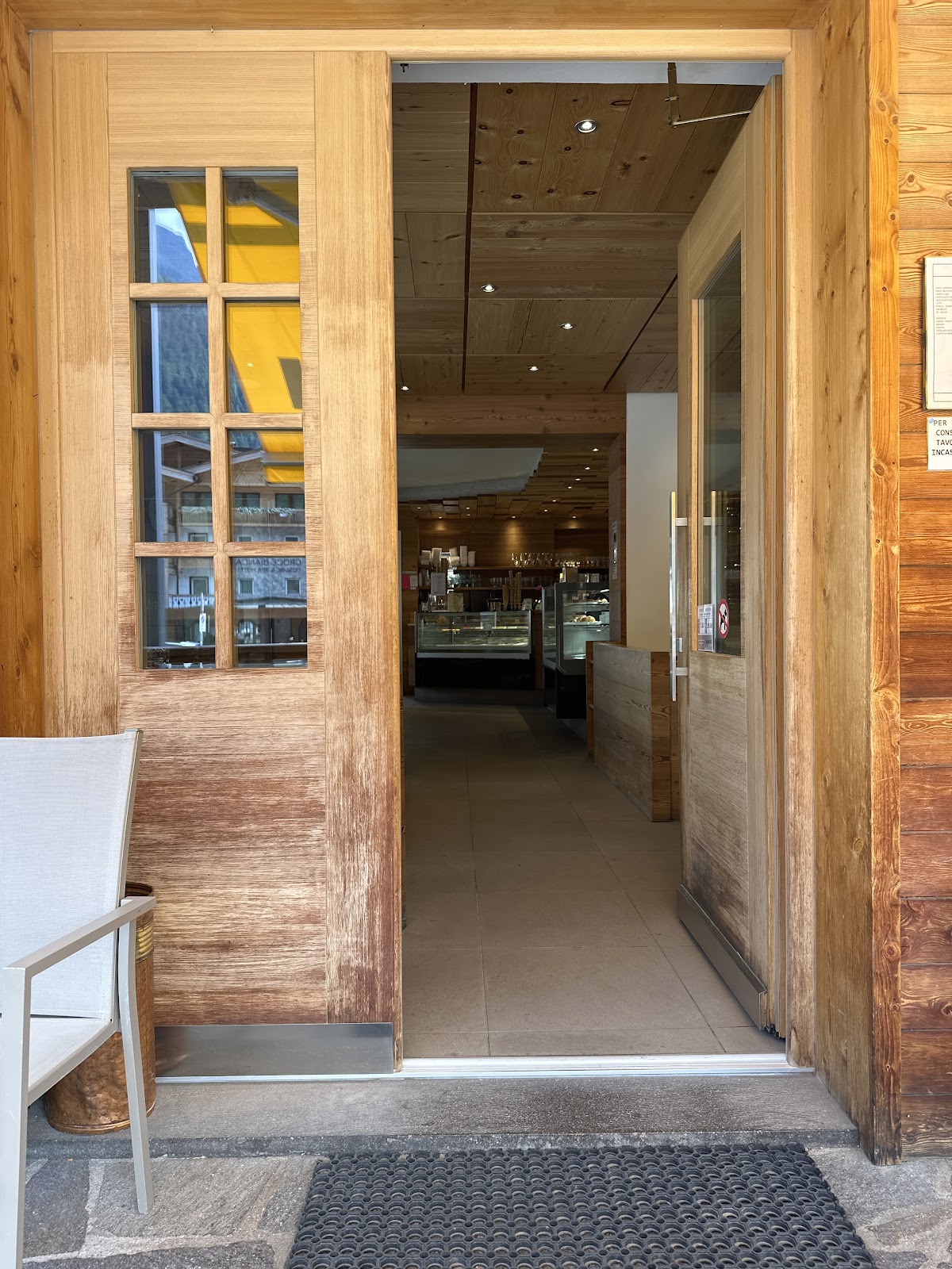 Bar Gelateria Ladin