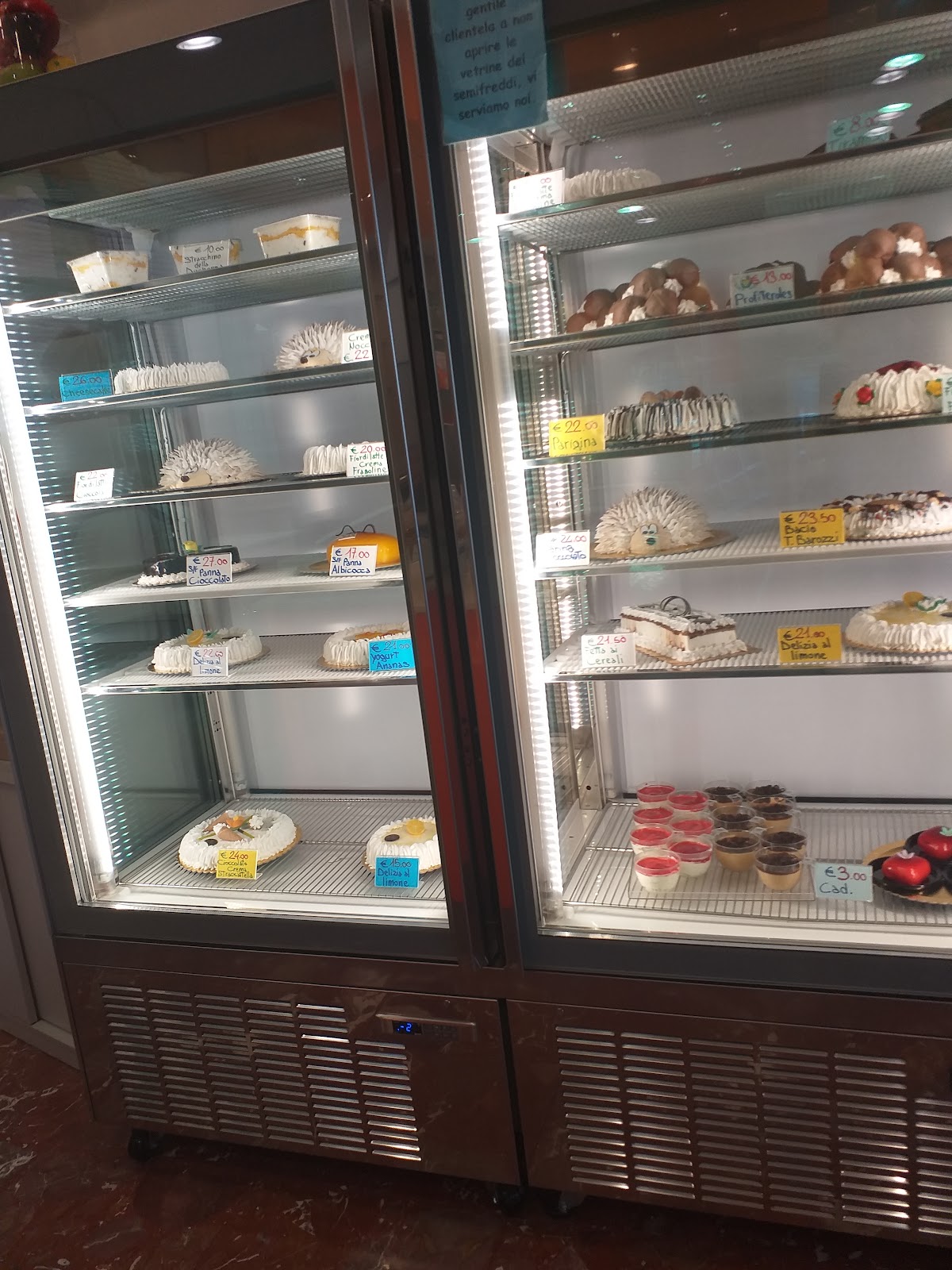 Il locale in servizio.