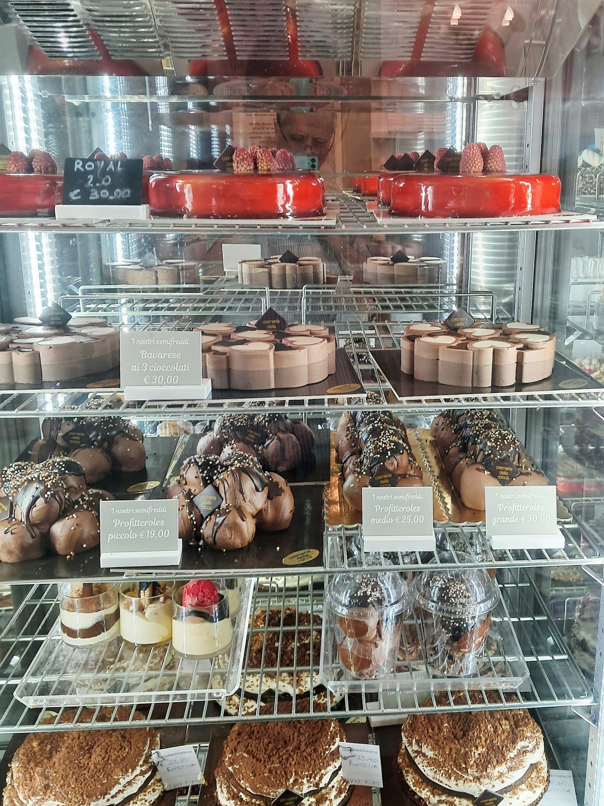Il locale in servizio.