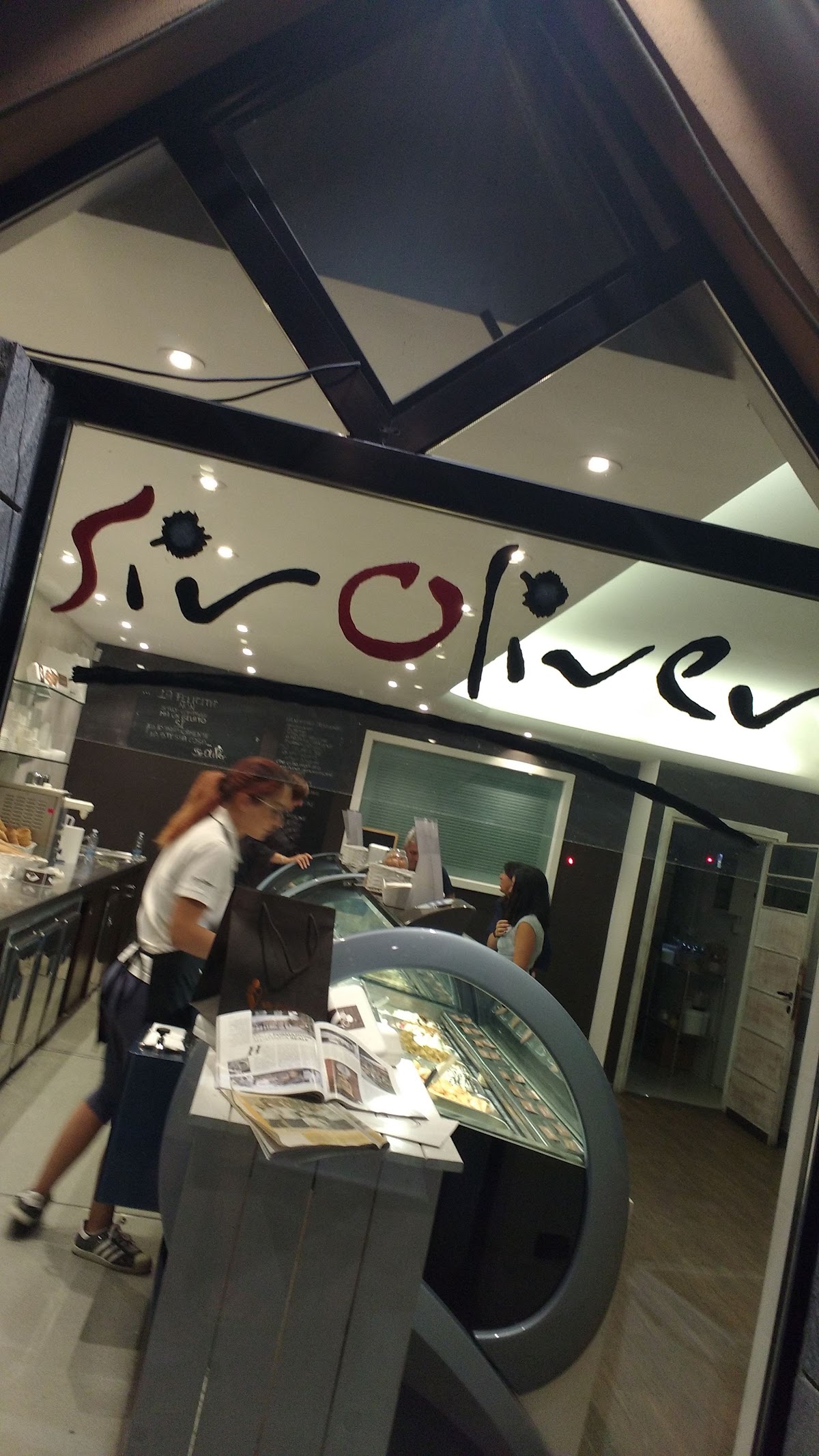 Il locale visto dall'interno.