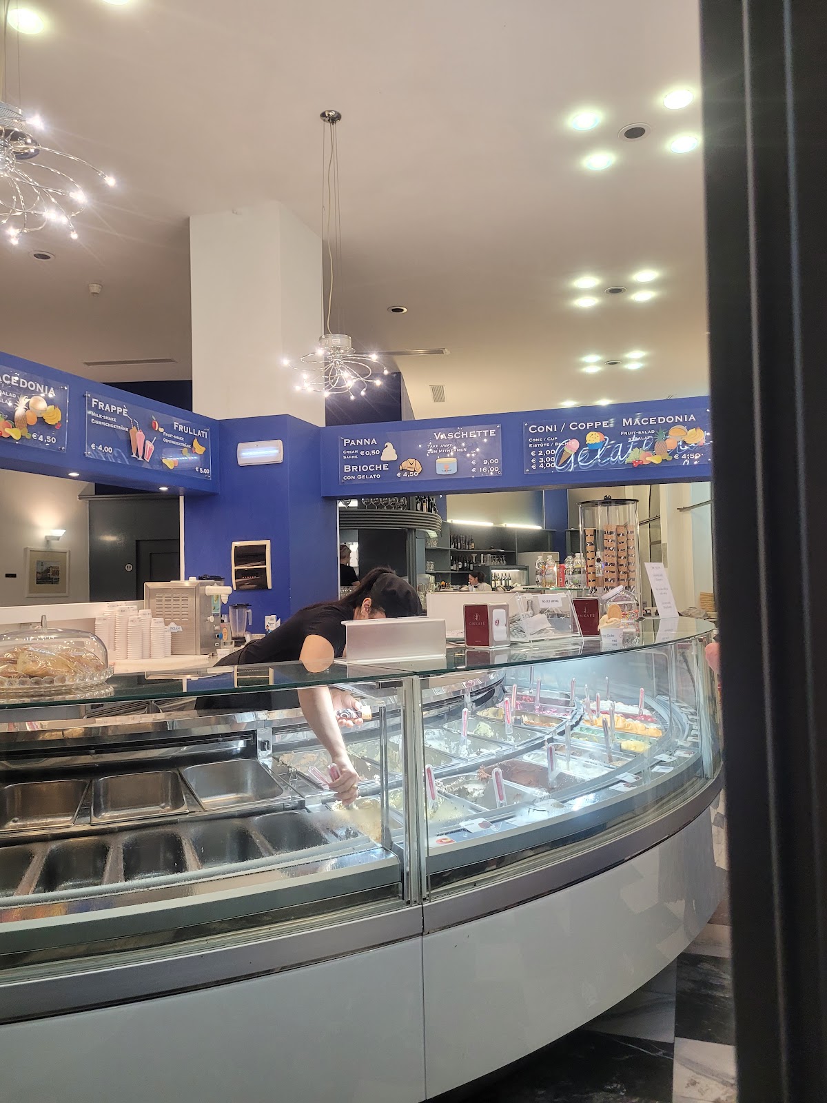 Il locale visto dall'interno.