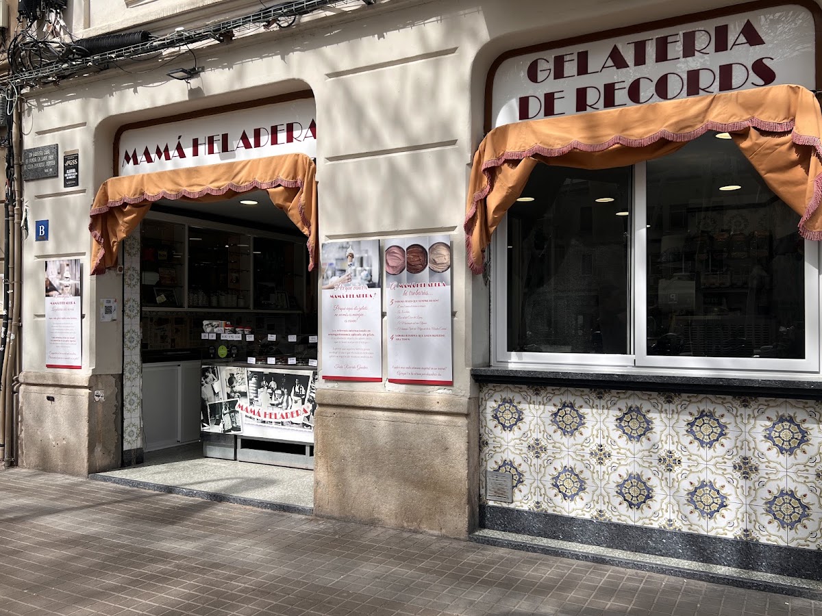 Mamá Heladera — el local