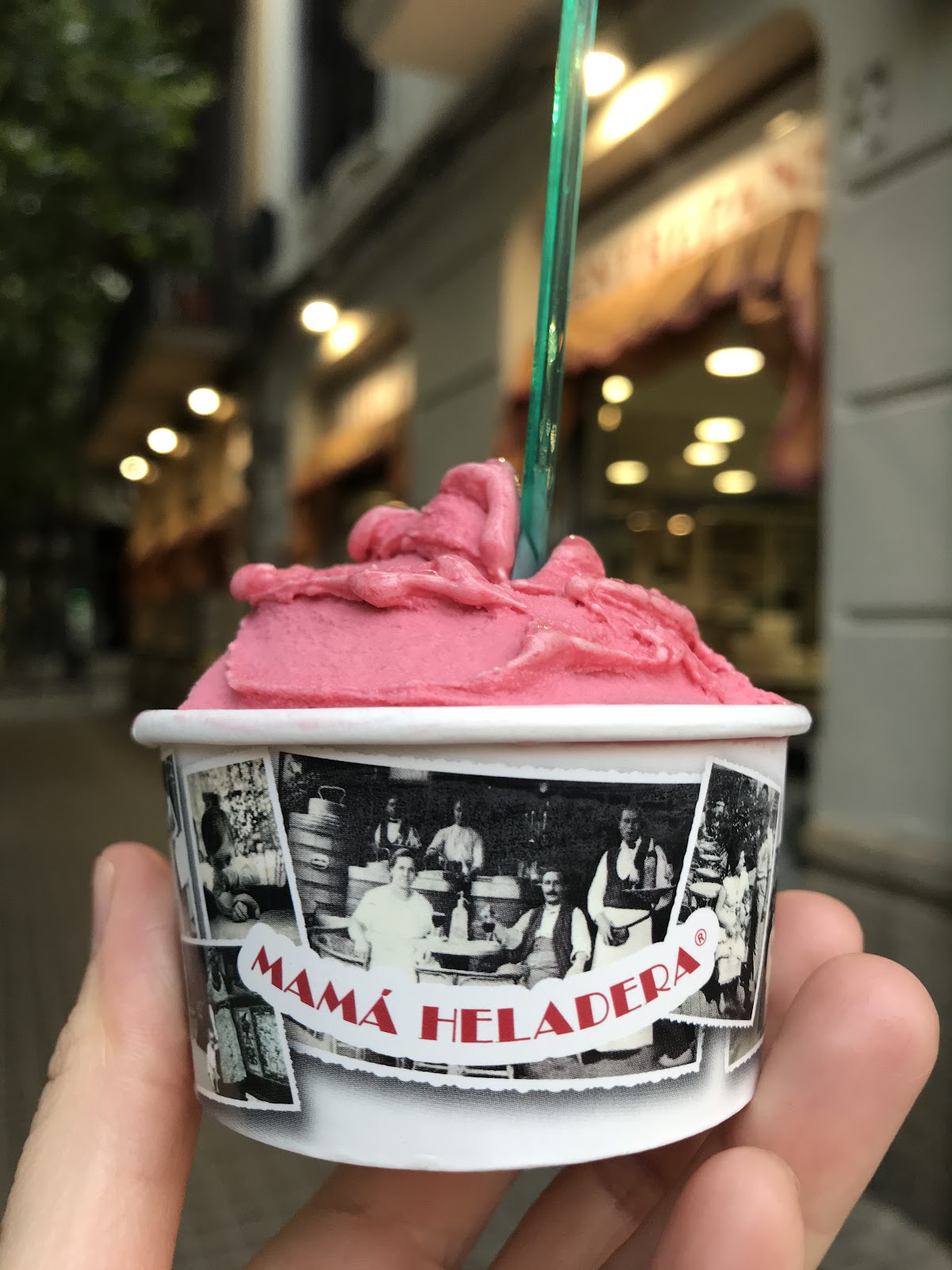 Mamá Heladera — detalle