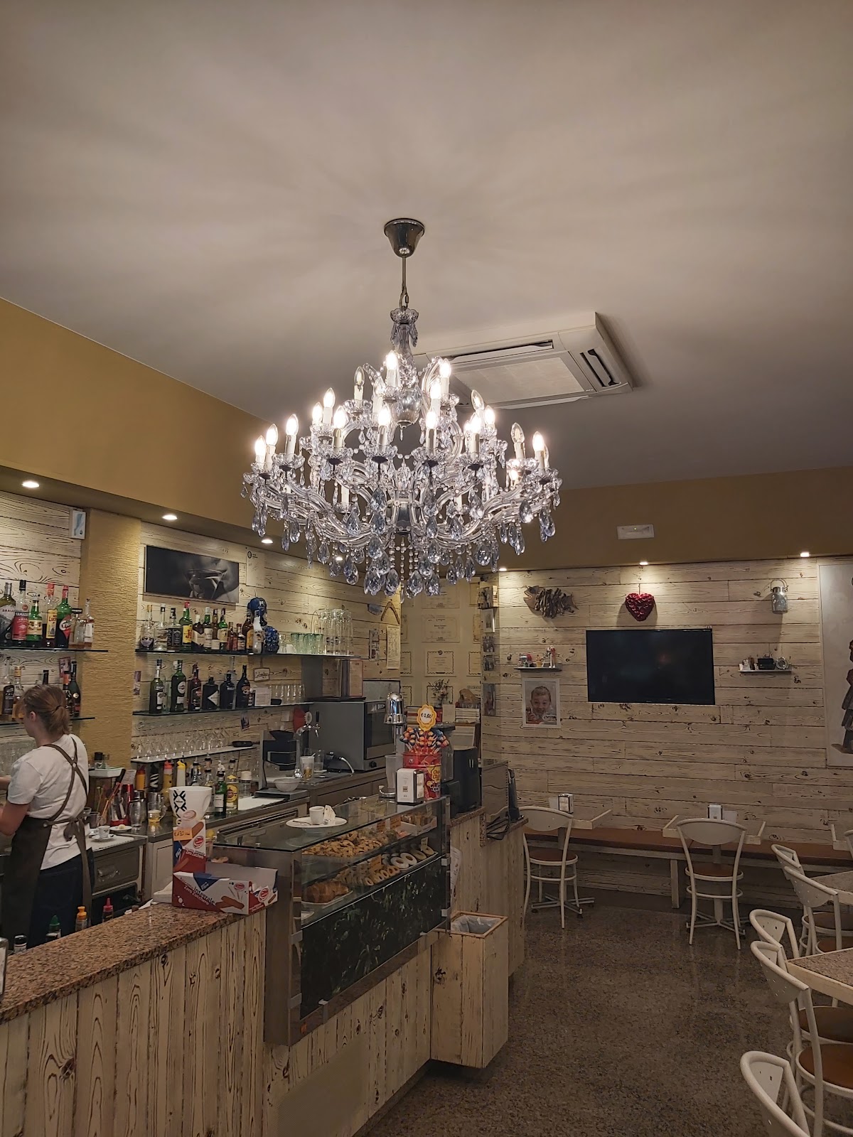 Il locale in servizio.