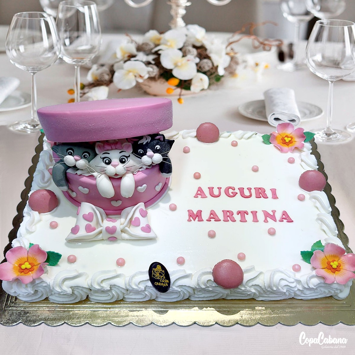 Un dettaglio della vetrina.