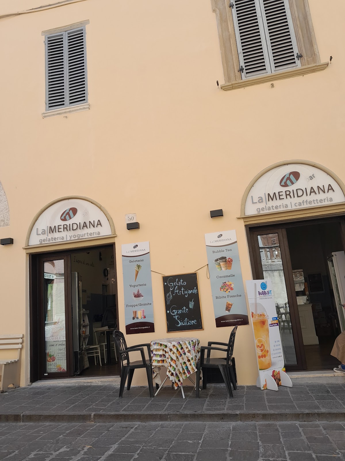 Il locale in servizio.