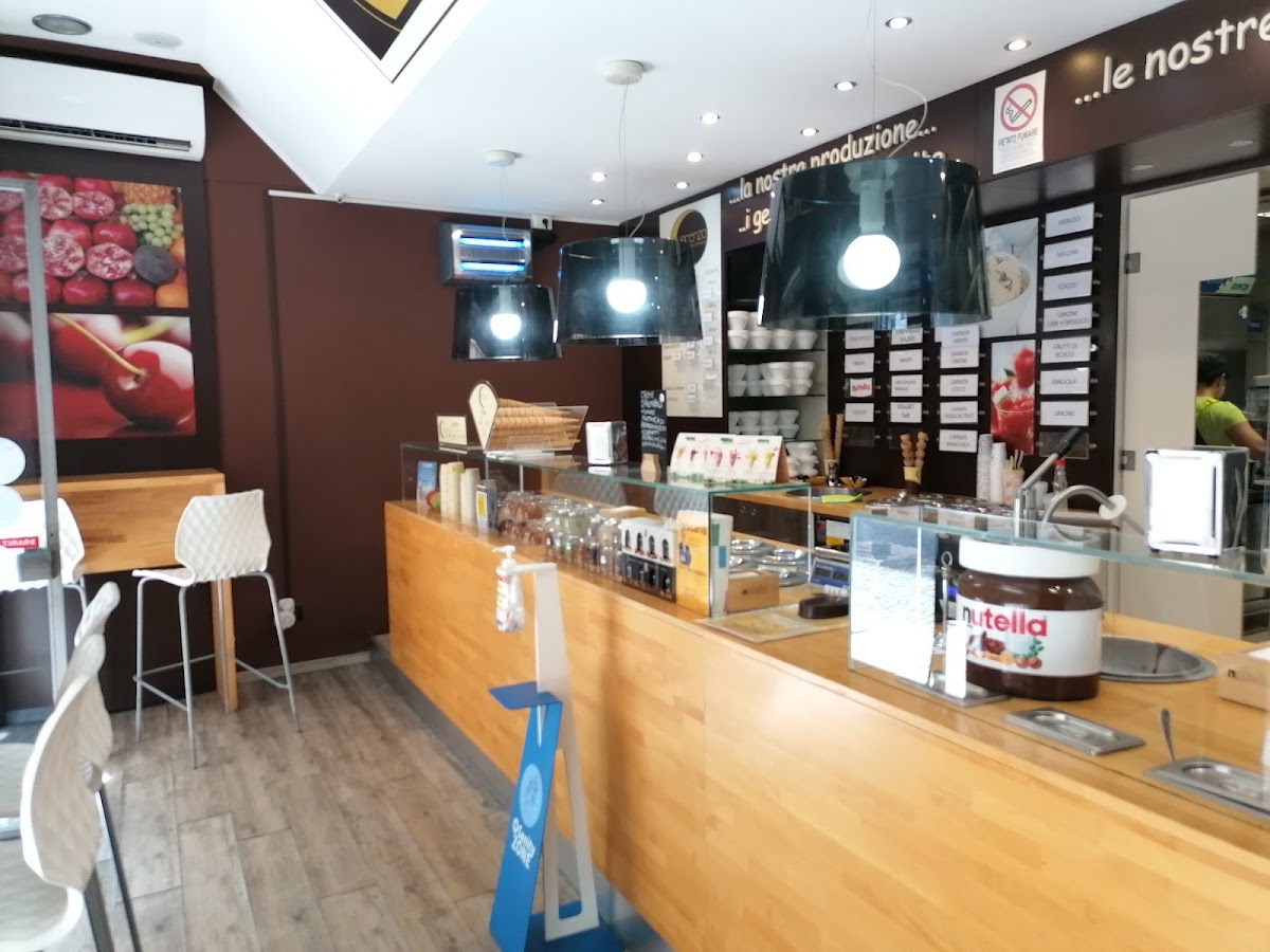Il locale visto dall'interno.