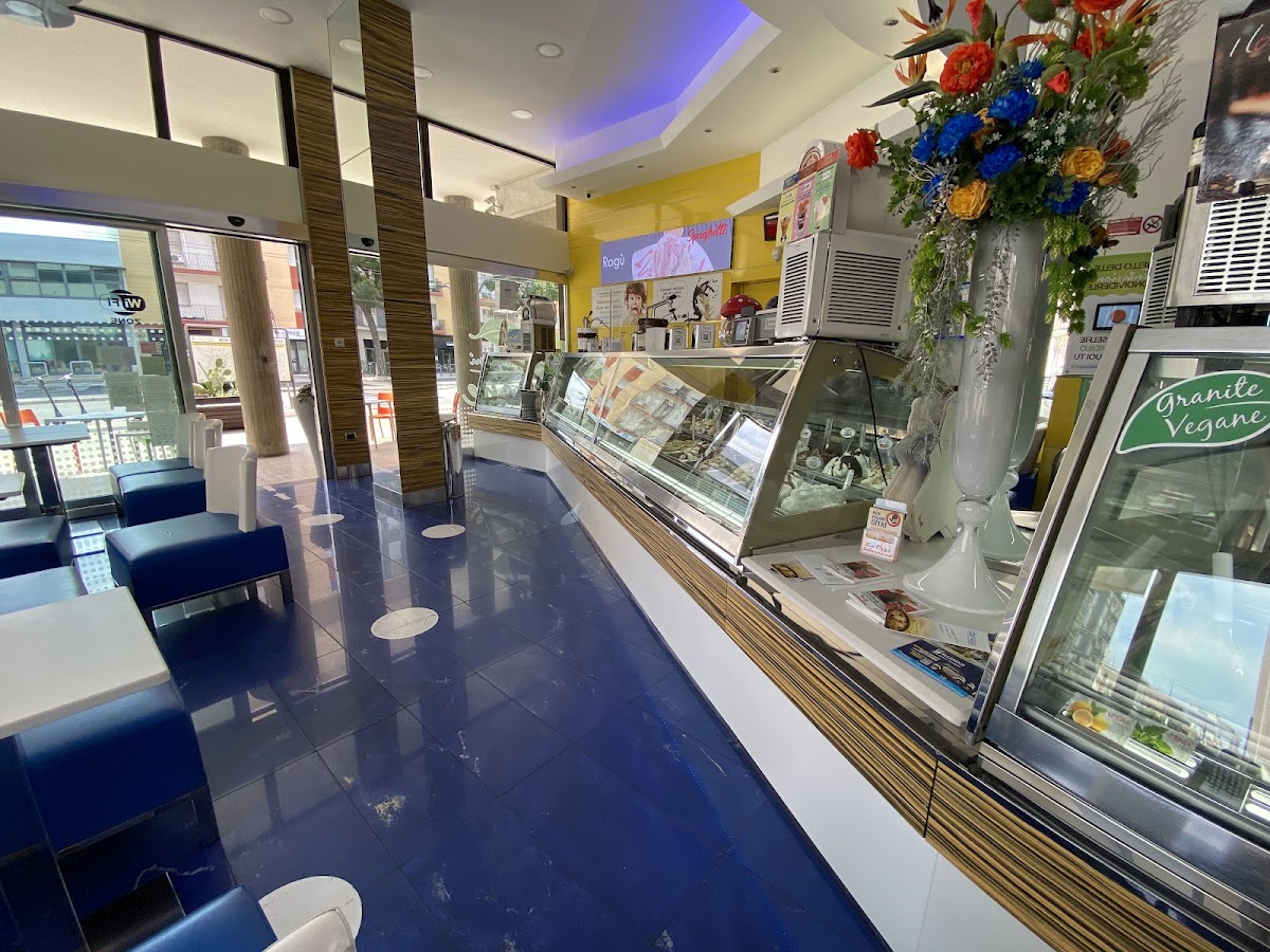 Gelateria Temptations (Tentazioni Viale Leopardi)