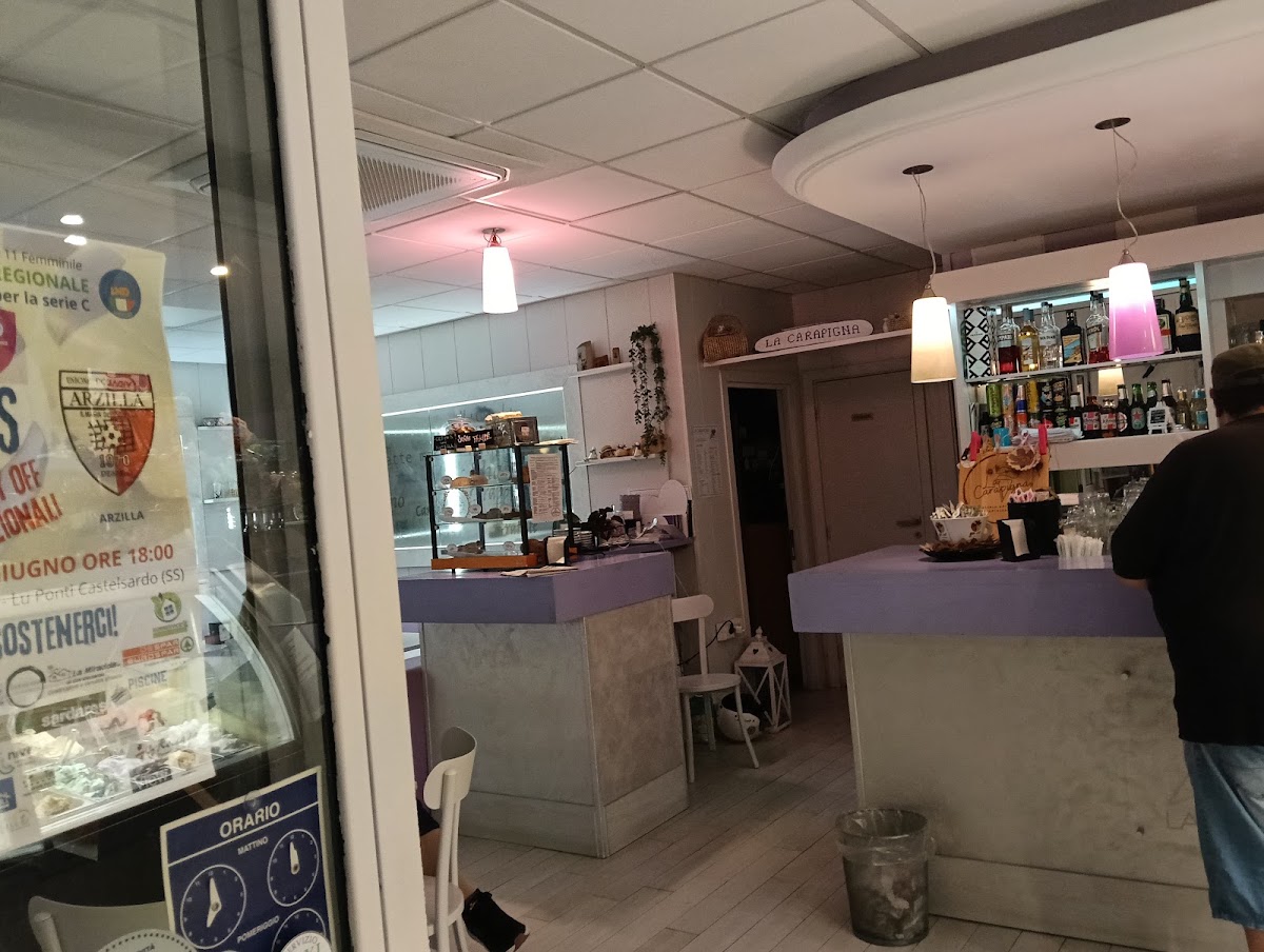 Il locale visto dall'interno.