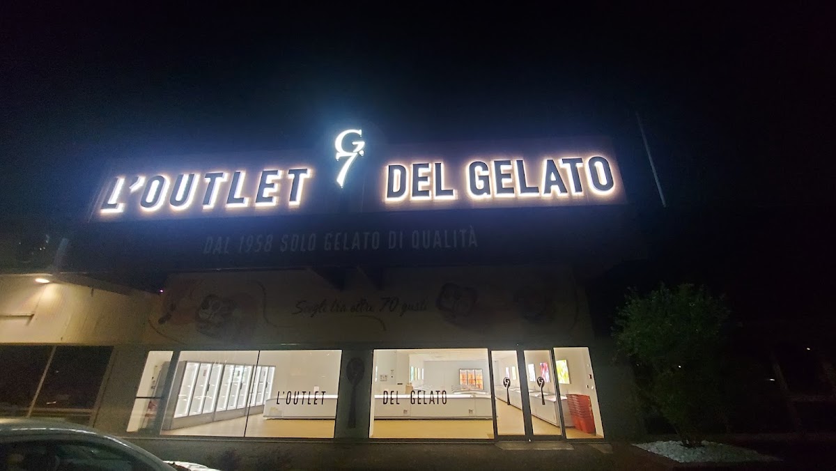 Il locale visto dall'interno.