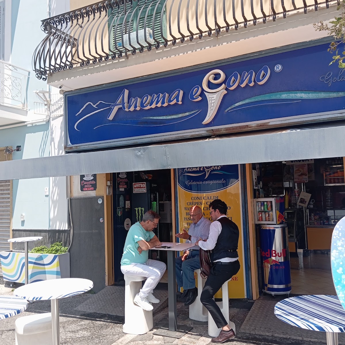 Il locale in servizio.