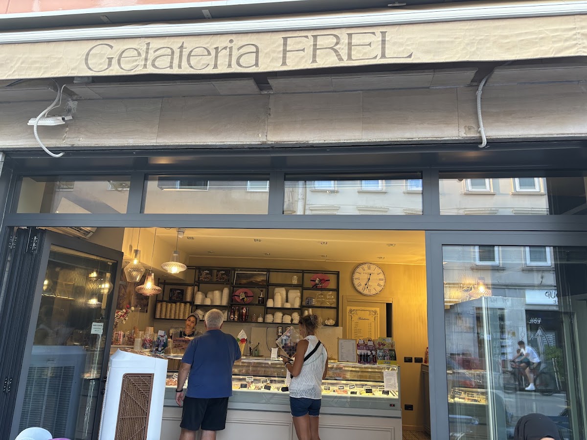 Il locale in servizio.