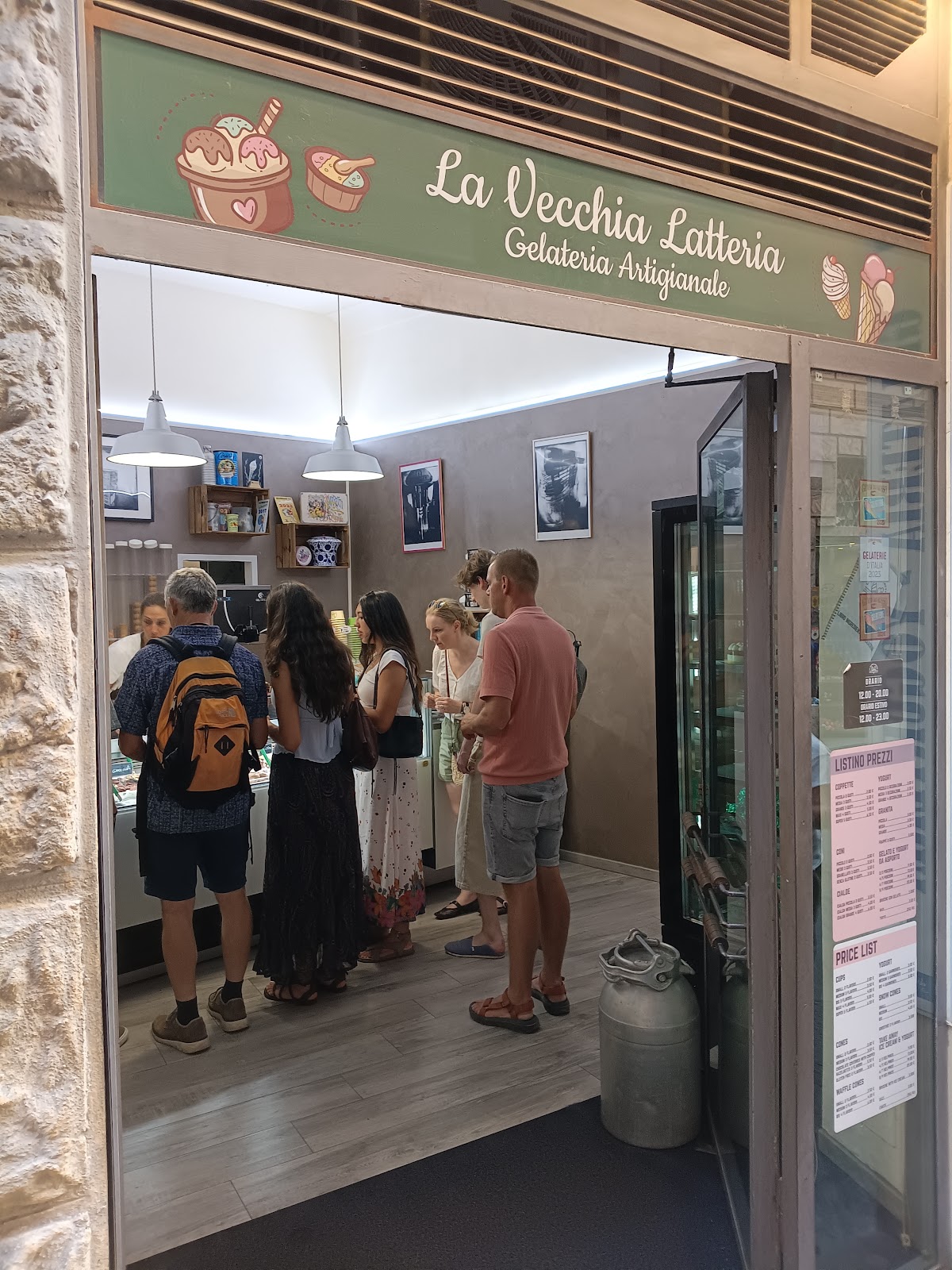 Il locale in servizio.