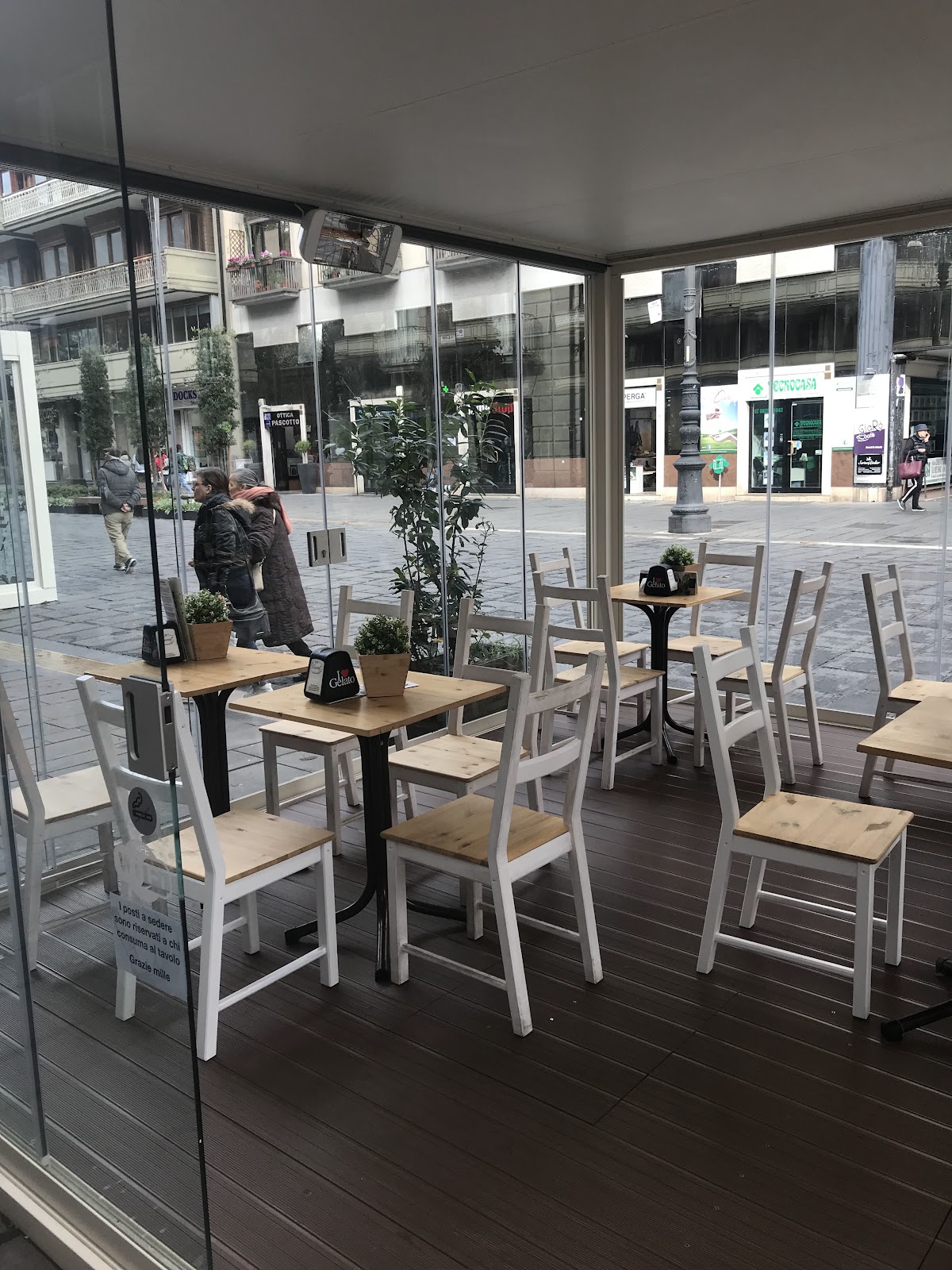 Vincent Gelateria Caffetteria Yogurteria