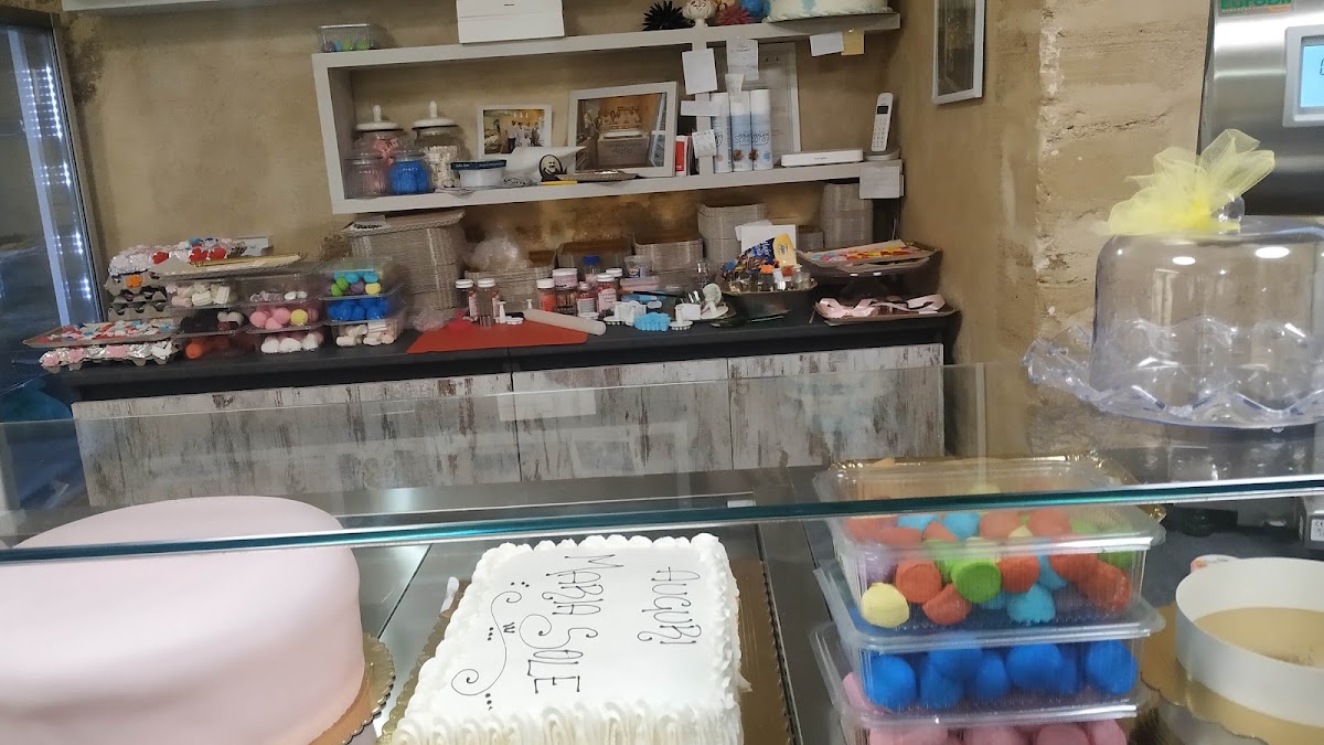 Il locale visto dall'interno.