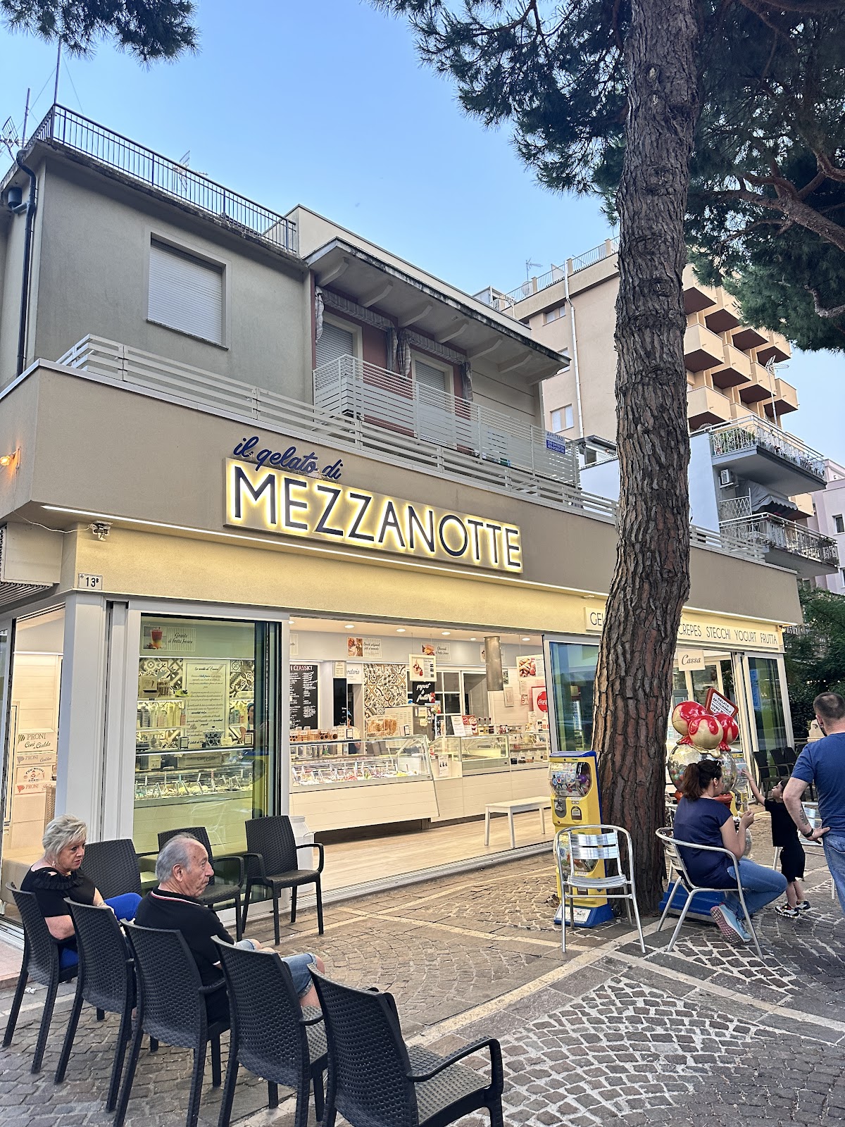 Il locale in servizio.