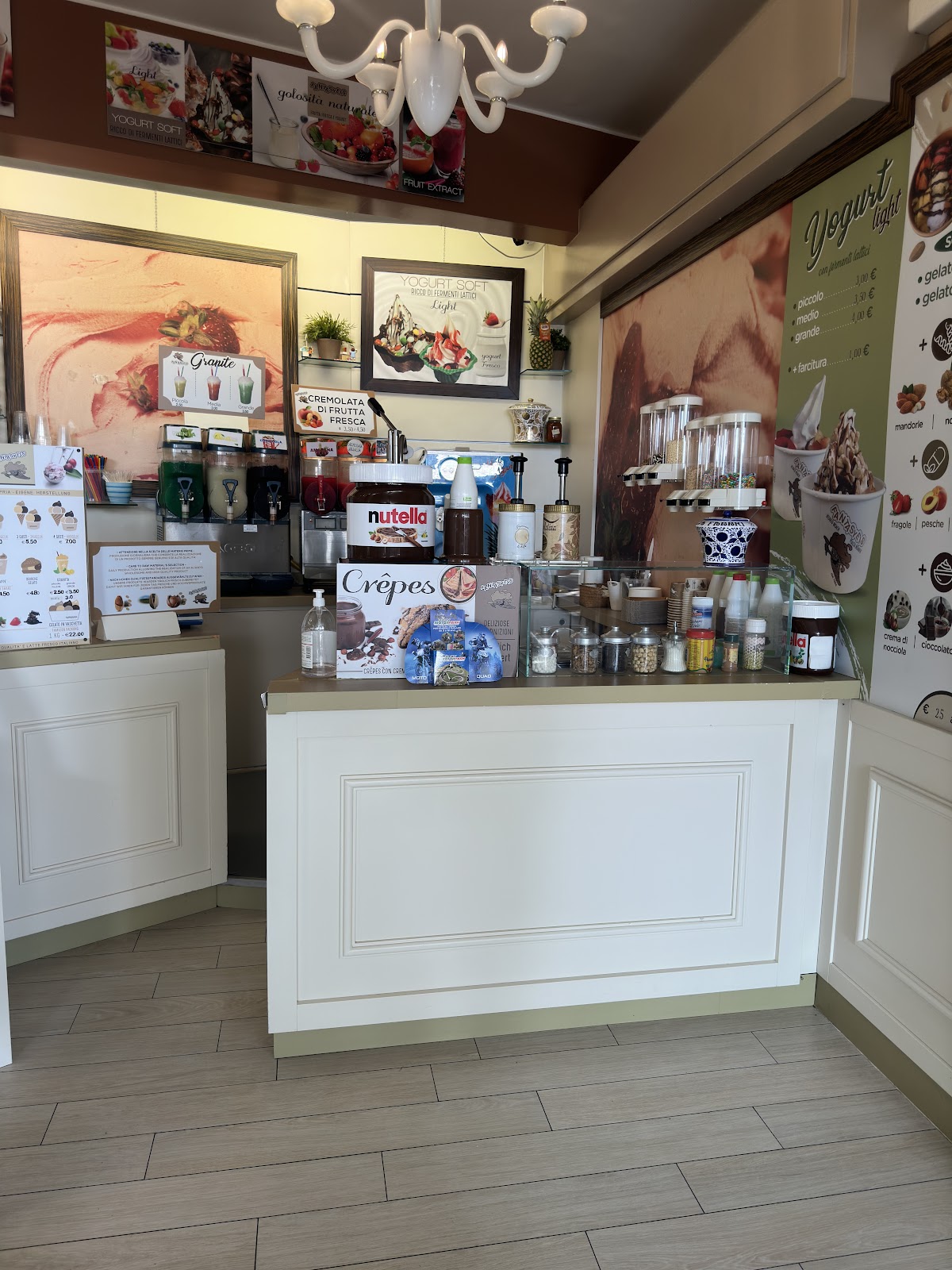 Il locale visto dall'interno.