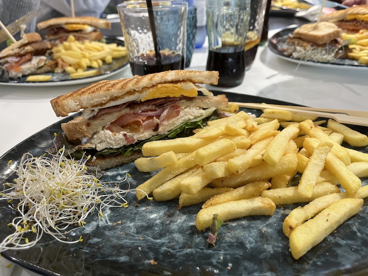 Le vaschette in vetrina.