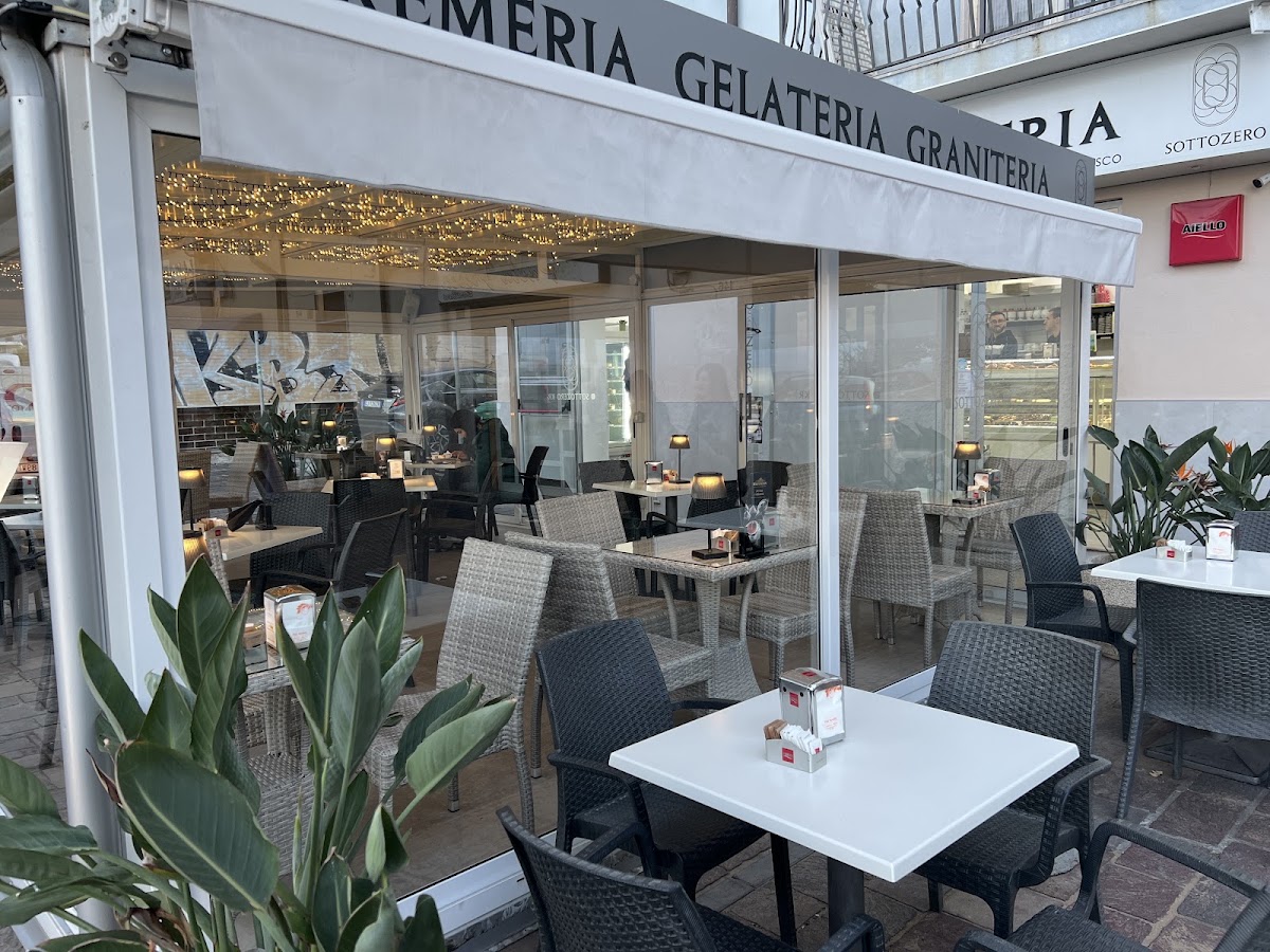 SottoZero KR Cremeria Gelateria Graniteria