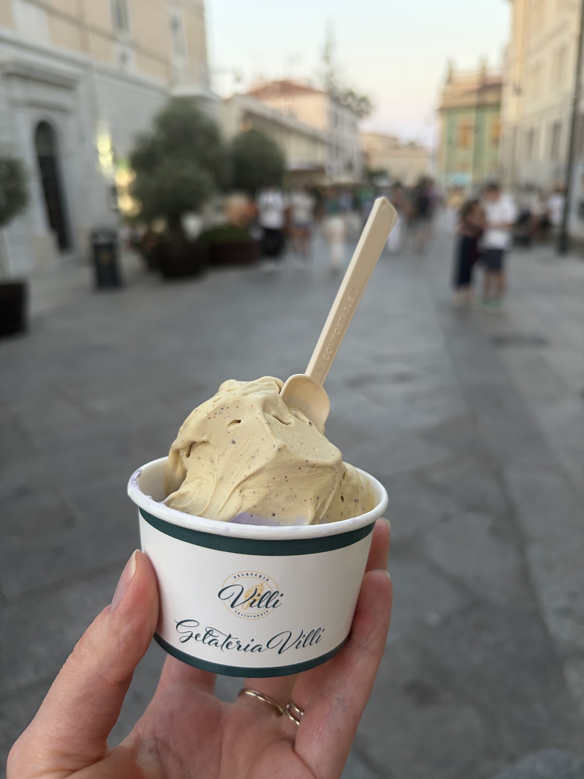 Un dettaglio del banco.