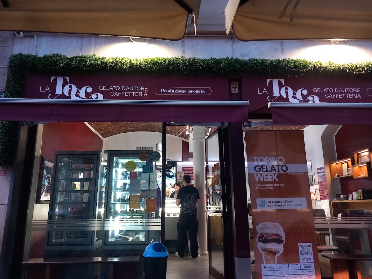 Il locale visto dall'interno.