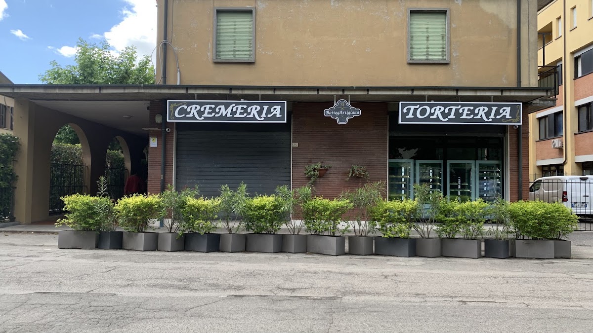 Il locale visto dall'interno.