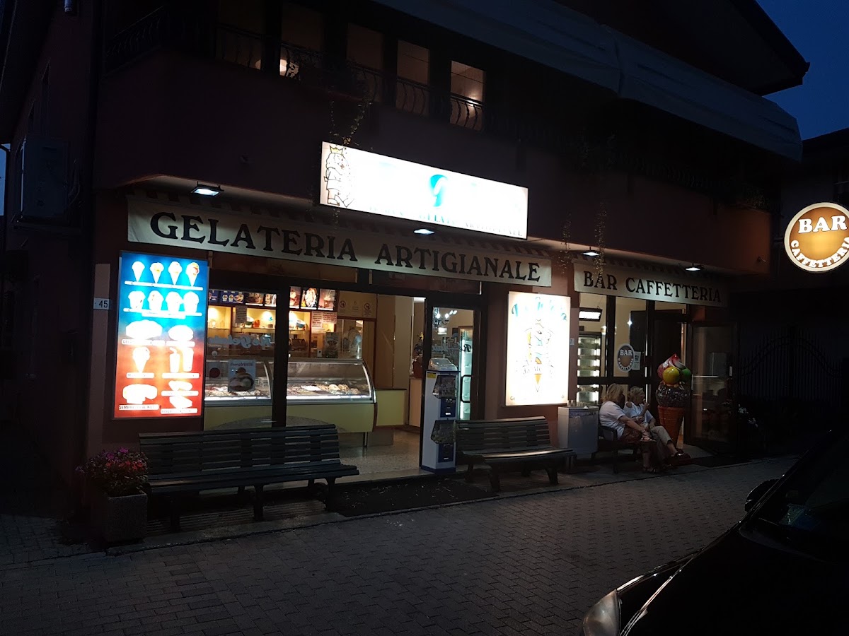 Un dettaglio del banco.
