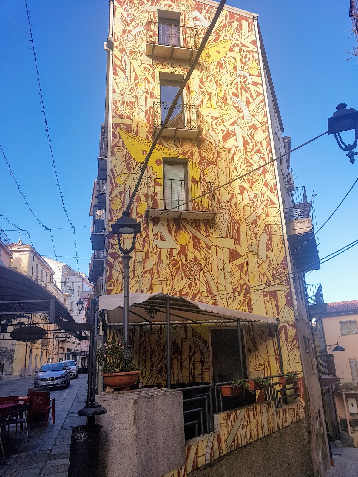Il locale visto dall'interno.