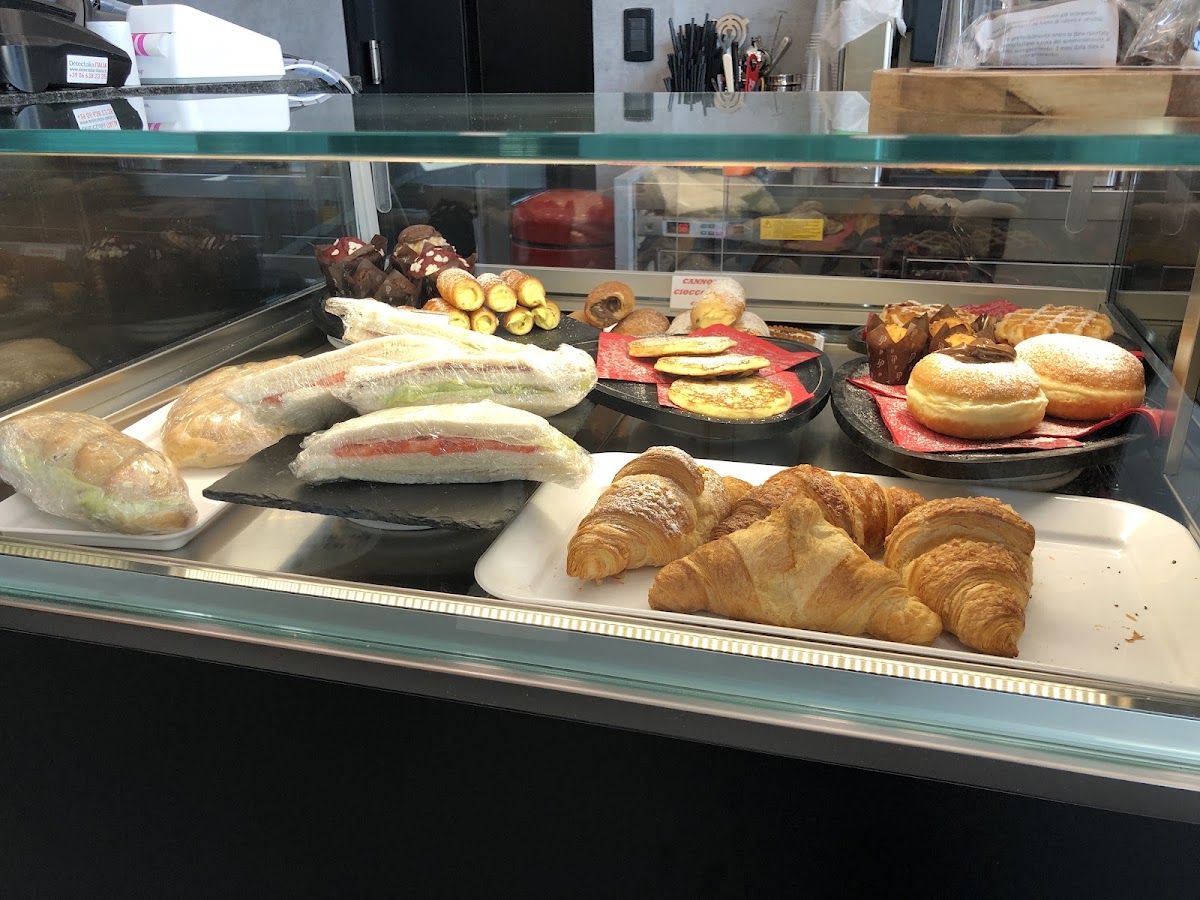 Il locale visto dall'interno.
