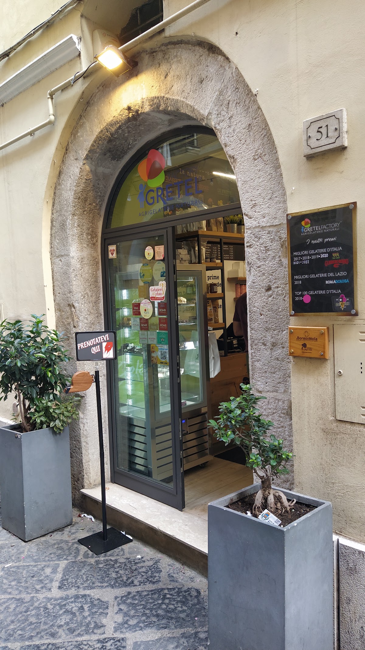 Un dettaglio del banco.