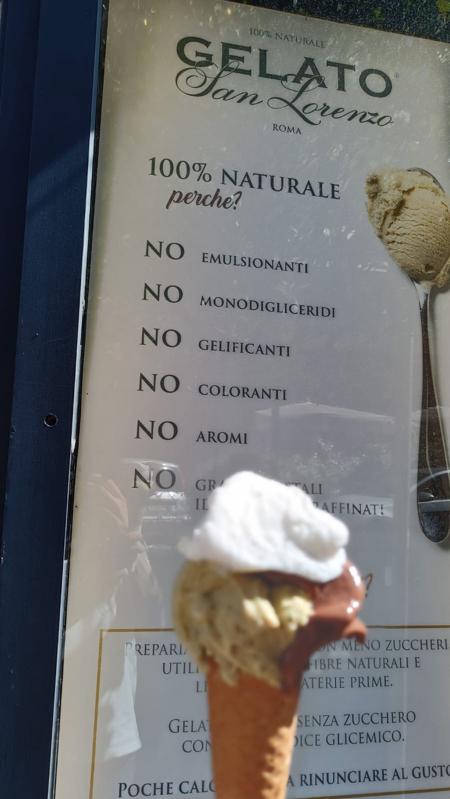Il locale visto dall'interno.