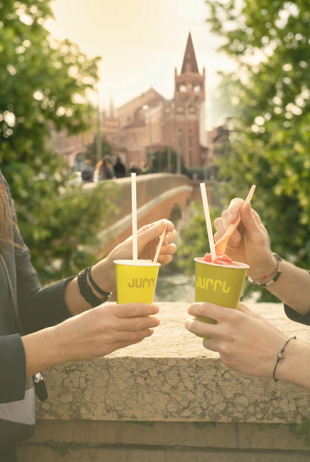 Un dettaglio della vetrina.