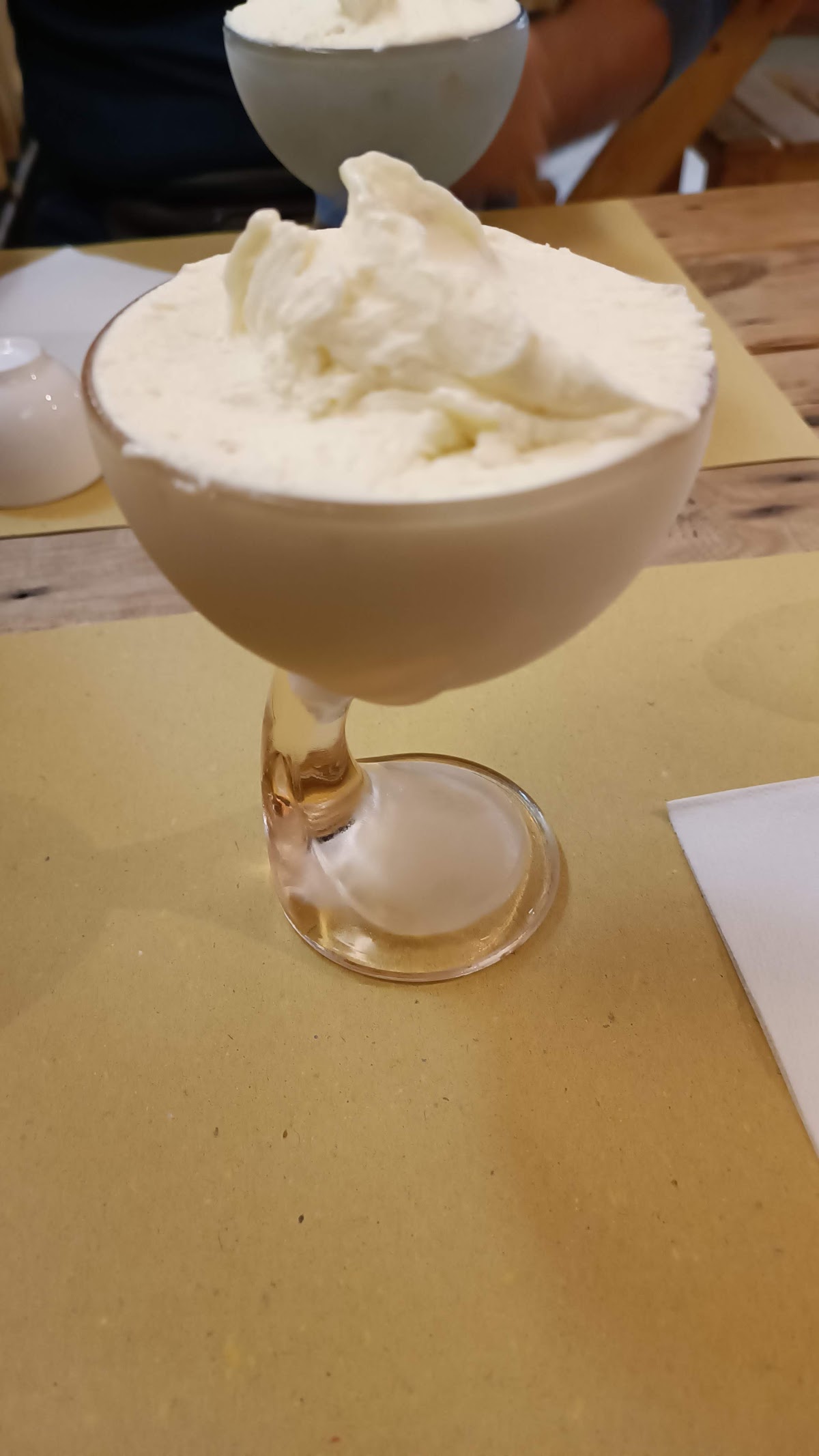 Un dettaglio della vetrina.