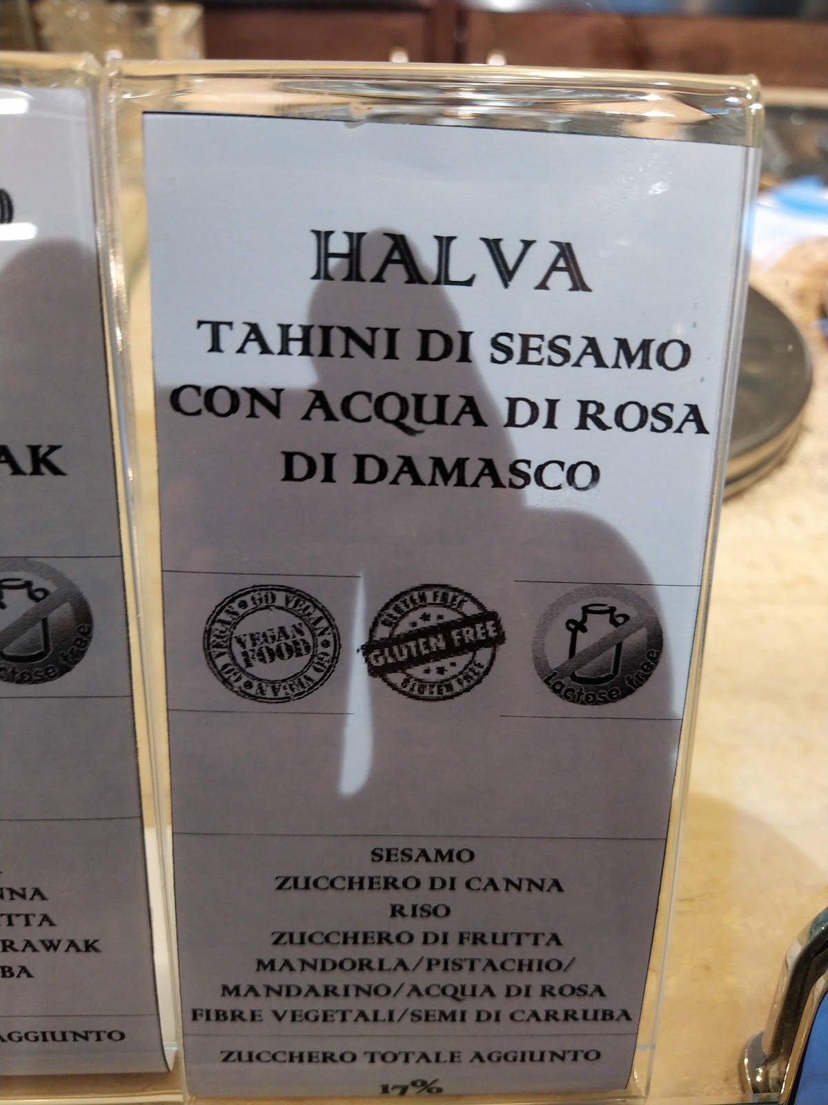 Il locale visto dall'interno.